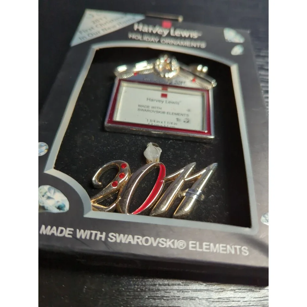 2011 OUR FAMILY CHRISTMAS PHOTO FRAME ORNAMENT~2 PC~SWAROVSKI CRYSTALS~NIB